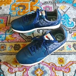 nike pre montreal women's